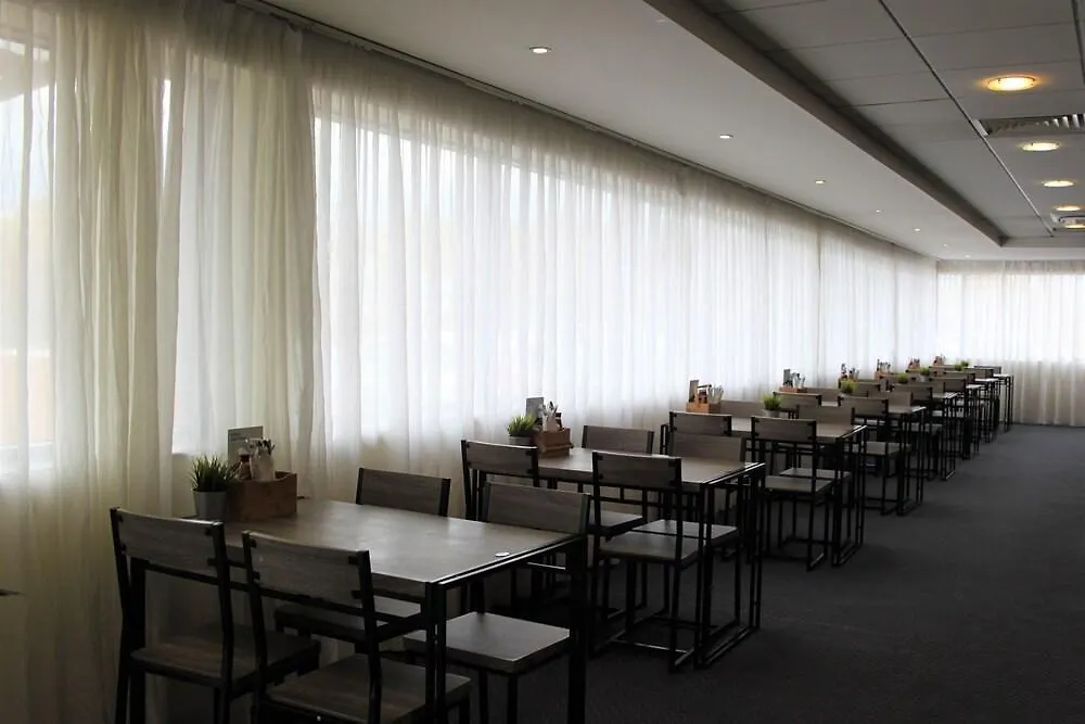 Holiday Inn Express Cardiff Airport, An Ihg Hotel United Kingdom