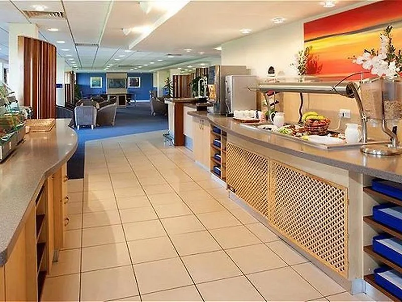 Holiday Inn Express Cardiff Airport, An Ihg Hotel 3*,  United Kingdom